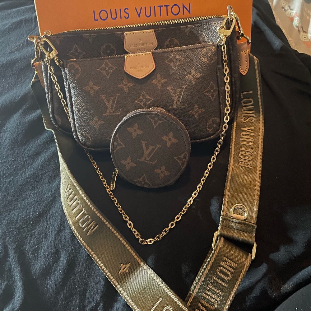 Louis Vuitton Purse